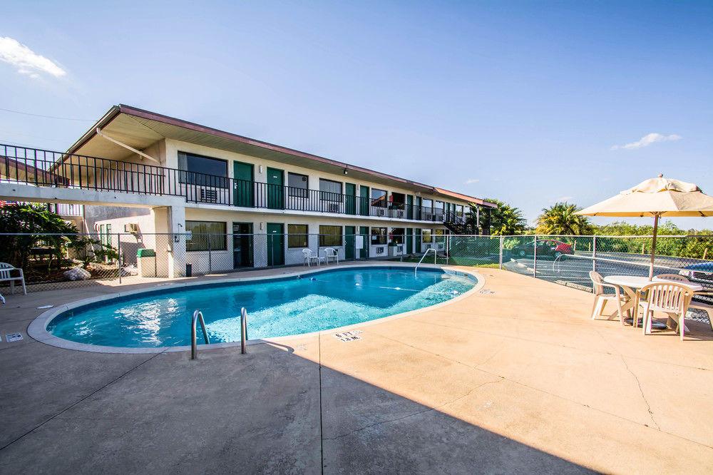 Econo Lodge Sebring Ейвън Парк Екстериор снимка